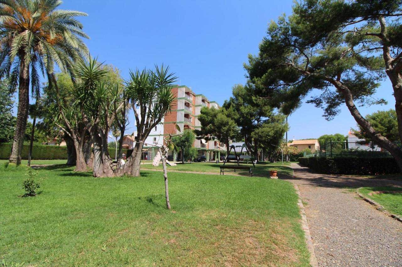 Global Properties, Apartamento Con Terraza Y Piscina A Un Paso De La Playa Canet d'En Berenguer Exterior photo