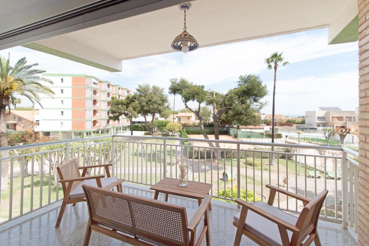 Global Properties, Apartamento Con Terraza Y Piscina A Un Paso De La Playa Canet d'En Berenguer Exterior photo