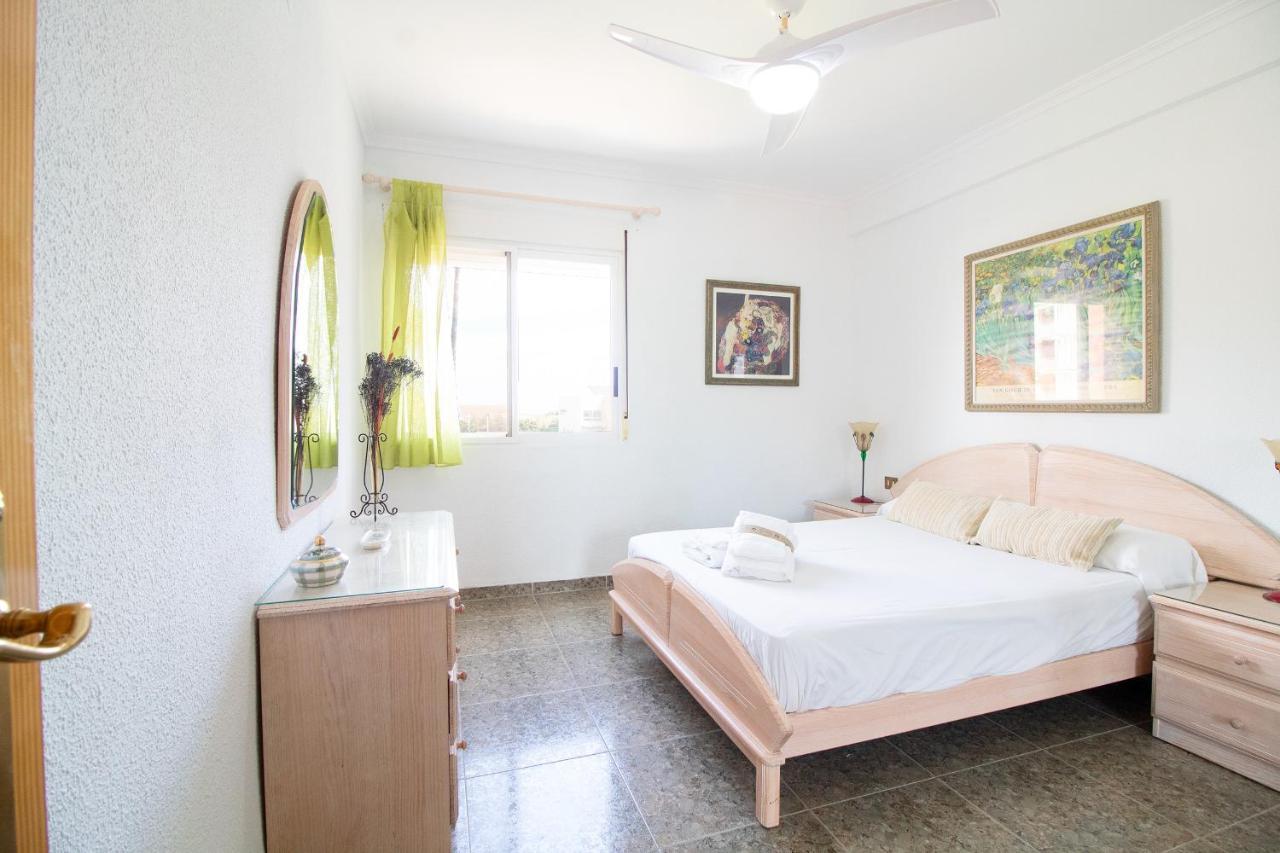 Global Properties, Apartamento Con Terraza Y Piscina A Un Paso De La Playa Canet d'En Berenguer Exterior photo