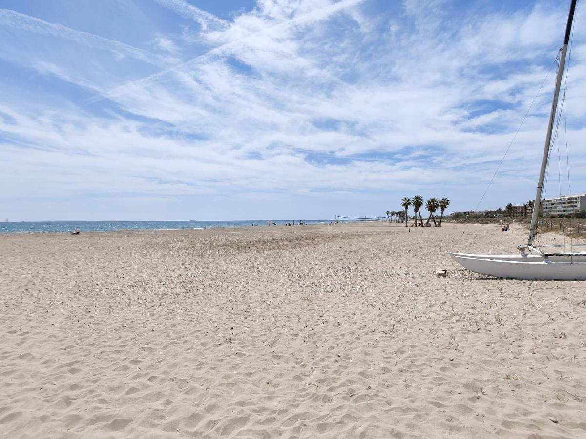 Global Properties, Apartamento Con Terraza Y Piscina A Un Paso De La Playa Canet d'En Berenguer Exterior photo